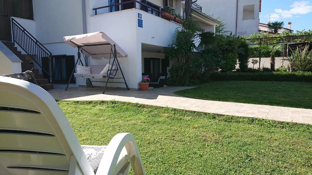 Apartment Devcic Poreč 0*,